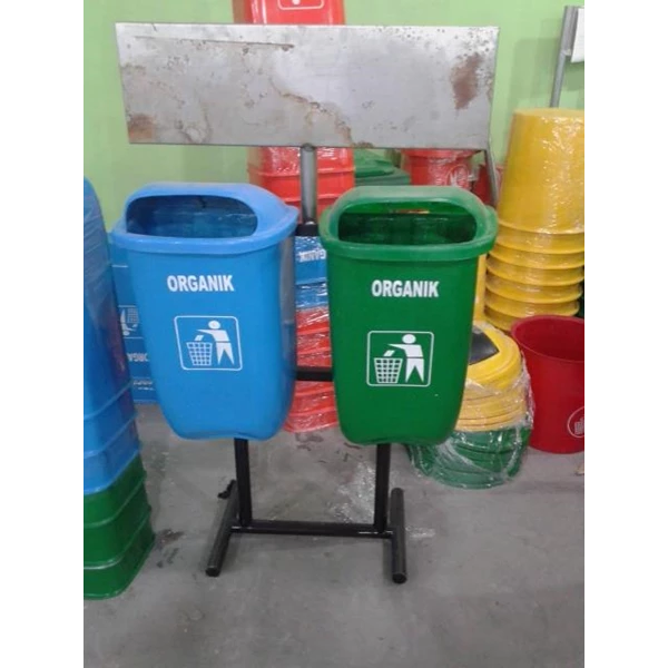 Tempat Sampah Pilah 2 Bentuk Oval Bahan Fiber & HDPE Plastik Kapasitas 50 Liter Kualitas Premium
